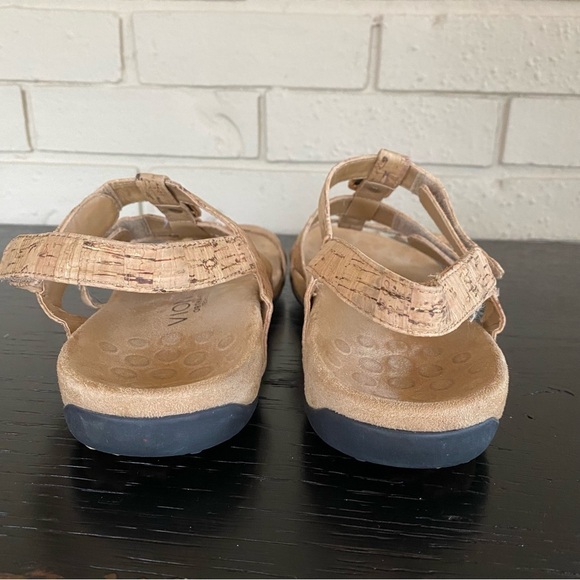 Vionic Women Size 8 Sandals Cork Tan Strappy Sling Back Shoe 44Amber TVW1275 - Picture 5 of 7